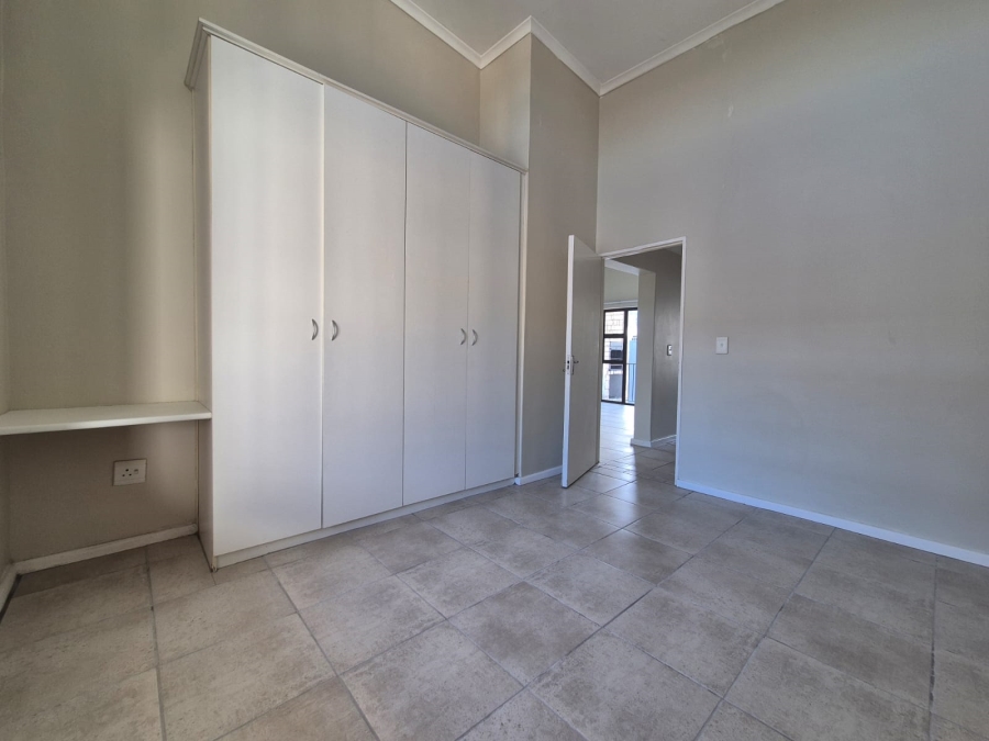 To Let 2 Bedroom Property for Rent in Sonstraal Heights Western Cape